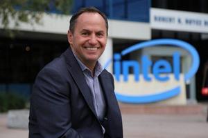 Продажи и прибыль Intel упали, но превысили ожидания рынка