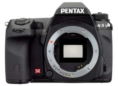 Зеркальная камера Pentax K5 Зеркальная камера Pentax K5