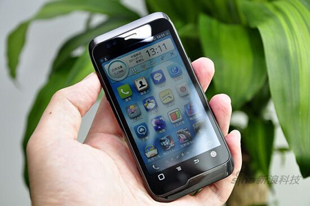 смартфон Acer CloudMobile A800 смартфон Acer CloudMobile A800