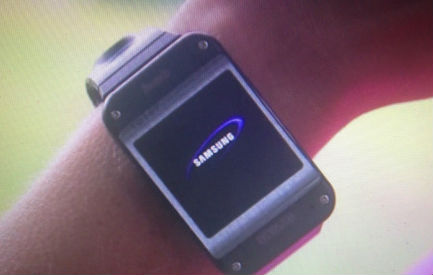 смартчасы Samsung
