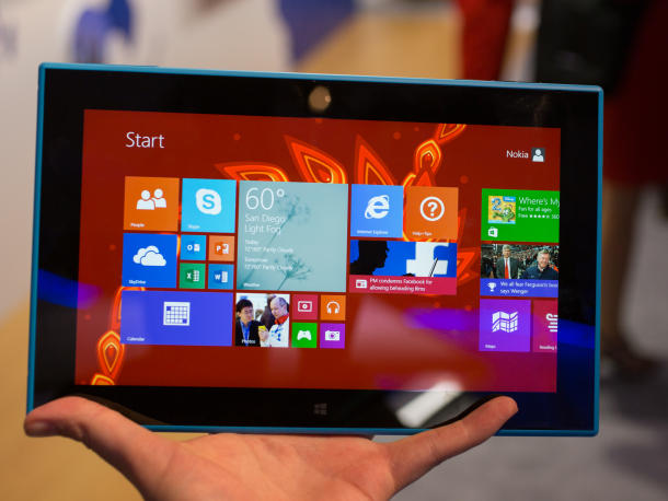 Планшет Nokia Llumia 2520 Планшет Nokia Llumia 2520