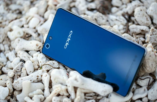 смартфон Oppo R1