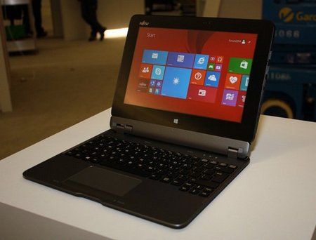 Гибридный планшет Fujitsu Stylistic Q555 Гибридный планшет Fujitsu Stylistic Q555