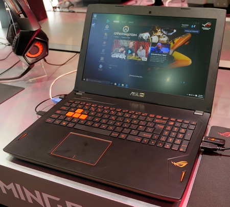 Игровой ноутбук ASUS Strix GL702