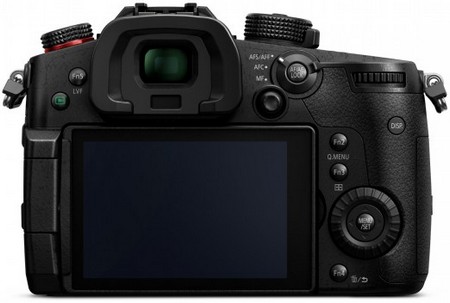 Беззеркальный фотоаппарат Panasonic Lumix DC-GH5S