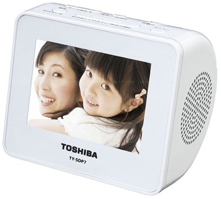Цифровая фоторамка TY-SDP7 от Toshiba