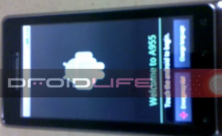 Смартфон Moto Droid 2