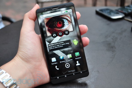 Смартфон Motorola DROID X